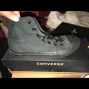 Black high top converse